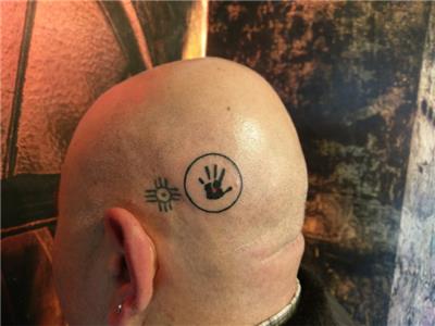 kafaya-kizilderili-koruma-kalkani-el-sembolu-dovmesi---indian-hand-symbol-tattoo