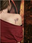 omuza-gul-dovmesi---rose-tattoo