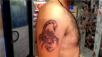 akrep-dovmesi---scorpion-tattoo