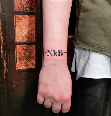 nkb-harfleri-ve-bilege-cizgi-dovmesi---letters-and-line-tattoo