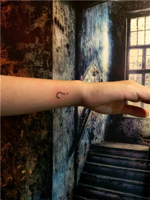 soru-isareti-dovmesi---question-mark-tattoo