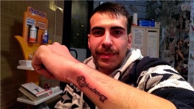 anahtar-icine-isim-dovmesi---name-key-tattoo-