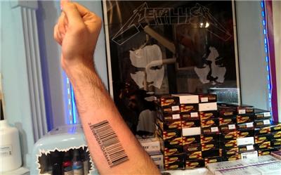 barkod-dovmesi---barcode-tattoo