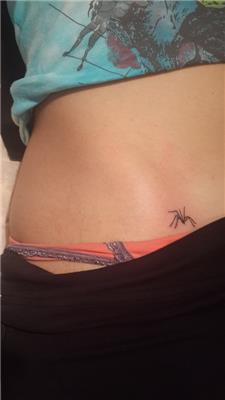 orumcek-dovmesi---spider-tattoo