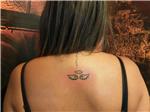 sembolik-melek-kanadi-ve-hare-dovmesi---angel-wings-halo-tattoo