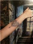 alt-kol-uzerine-mandala-motifi-dovme---mandala-tattoo-on-arm