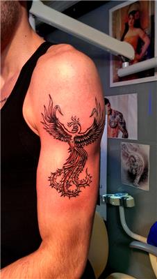 simurg-zumrudu-anka-kusu-kol-dovmesi---phoenix-arm-tattoo