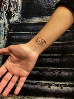 minimal-fil-ve-kalp-dovmesi---minimal-elephant-and-heart-tattoo