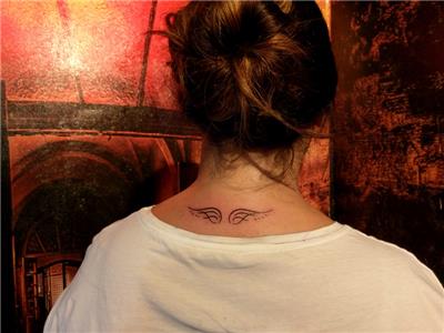 enseye-zarif-kanat-dovmeleri---wings-tattoo