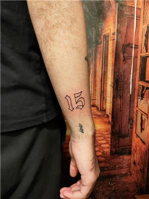 15-rakam-dovmesi---15-number-tattoo