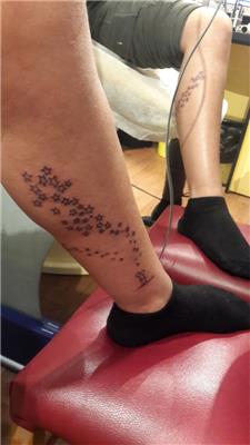 yildizlar-ve-cop-adamlar-dovmesi---stars-and-stickman-tattoo