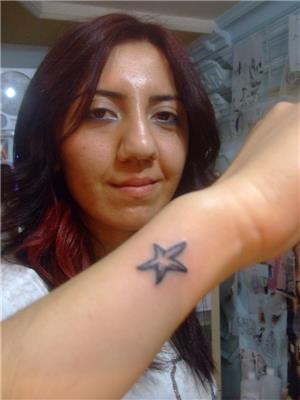 deniz-yildizi-dovmesi---sea-star-tattoo