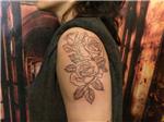 golgeli-gul-dovmesi---rose-tattoos