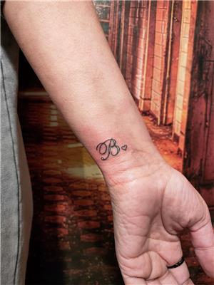 b-harfi-ve-kalp-dovmesi---b-letter-and-heart-tattoo