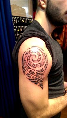 spiral-helezon-salyangoz-kabugu-fosili-dovmesi---spiral-snail-fossil-tattoo