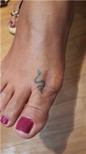 Ayak zerine Ylan Dvmesi / Snake Tattoo on Foot