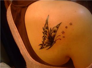 Omuza Kelebek Yldzlar Dvmesi / Butterfly and Stars Tattoo