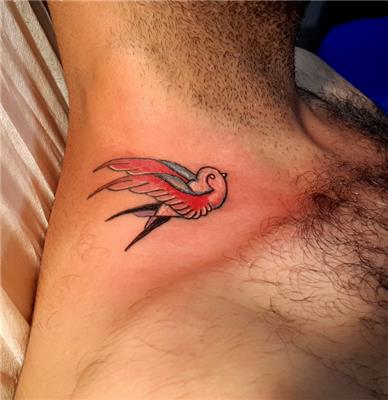 kirlangic-kusu-dovmesi---swallow-tattoo