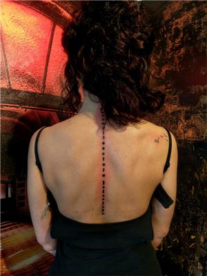 mors-alfabesi-sirt-dovmesi-ekleme-duzeltme---morse-code-back-tattoo-cover-up