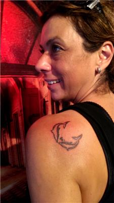 yunus-dovmeleri---dolphin-tattoos