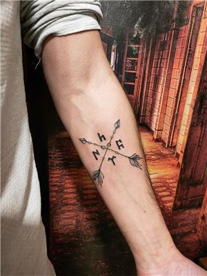 capraz-oklar-ve-gokturkce-turk-dovmesi---cross-arrows-and-turk-tattoo