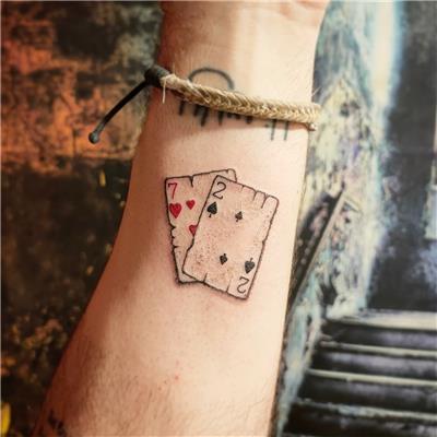 kupa-7-maca-2-iskambil-kagidi-dovmesi---spades-7-hearts-2-playing-cards-tattoo