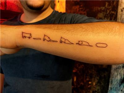 domuz-sosis-asci-dovmeleri---pig-turn-to-sausage-bacon-tattoo