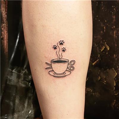 kahve-pati-ve-makas-dovmesi---coffee-paw-and-scissor-tattoo