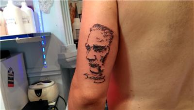 mustafa-kemal-ataturk-portresi-ve-imzasi-dovme---mustafa-kemal-ataturk-portrait-and-signature-tattoo