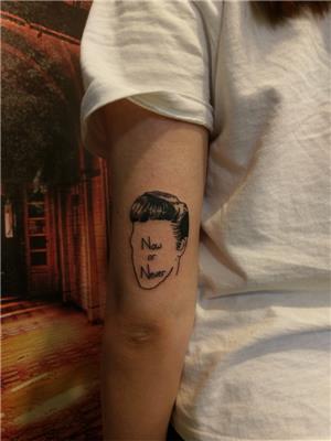 elvis-presley-cizgisel-yuz-cizimi-ve-sarki-sozu-dovmesi---elvis-presley-face-silhouette-now-or-never-tattoo