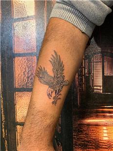 Alt Kol zerine Kartal Dvmesi / Eagle Tattoo on Arm