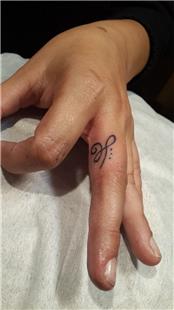 Parmak zerine nan Sembol Dvmesi / Believe Symbol Tattoo on Finger