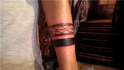 serit-bant-dovmeler---band-tattoos