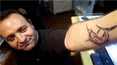 kilic-baligi-dovmesi---marlin-tattoo