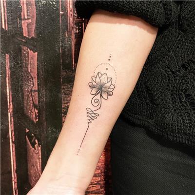 lotus-unalome-kol-dovmesi---lotus-unalome-forearm-tattoo