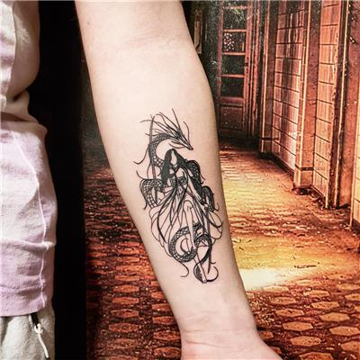 ejderha-ve-kiz-dovmesi---dragon-and-girl-tattoo