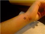 bilege-yildiz-dovmesi---small-star-tattoos