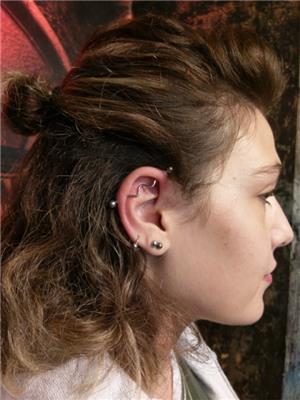 endustriyel-kulak-kopru-piercing---industrial-piercing