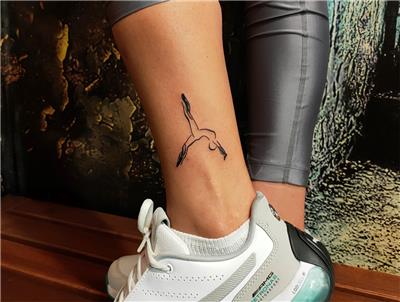 pilates-pozu-dovmesi---pilates-pose-tattoo