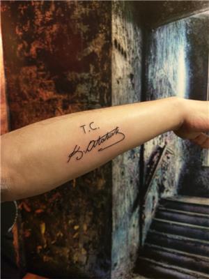 tc-ve-kemal-ataturk-imzasi-dovmesi---tc-and-ataturk-signature-tattoo