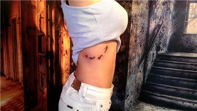 peter-pan-dovmesi---peter-pan-never-grow-up-tattoo