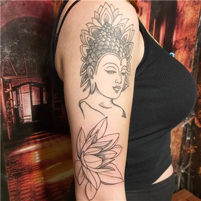 lotus-cicegi-dovmesi---lotus-flower-arm-tattoo