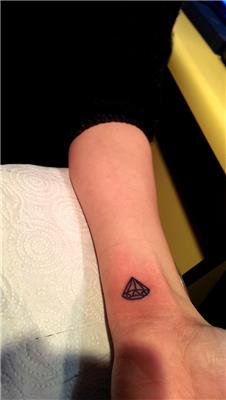 elmas-dovmesi---diamond-tattoo