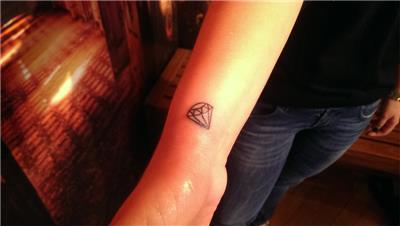 elmas-dovmesi---diamond-tattoo