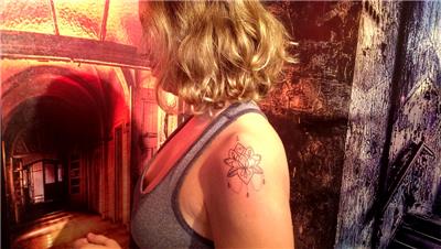 omuza-lotus-mandala-dovme---lotus-mandala-tattoos