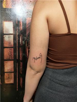kol-arkasina-imza-dovmesi---signature-tattoos