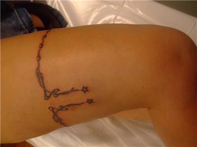 bacak-yildiz-boncuk-sarmal-dovme---leg-tattoos