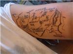 yuzuklerin-efendisi-haritalari-dovmesi---the-lord-of-the-rings-maps-tattoo