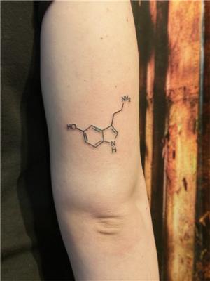 mutluluk-hormonu-serotonin-dovmesi---serotonin-tattoo