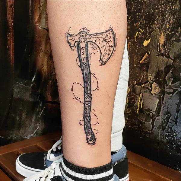 God of War Kratos Leviathan Baltası Dövmesi / God of War Kratos ...